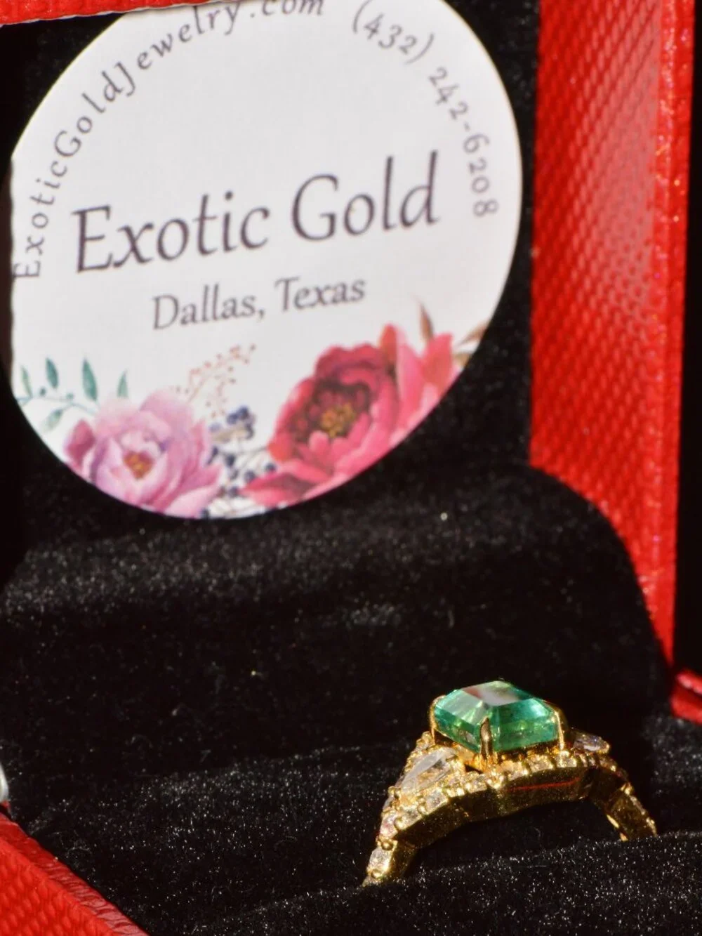 Certified Natural 2.82CTS Emerald Diamond Solid 18K Yellow Gold Halo Ring